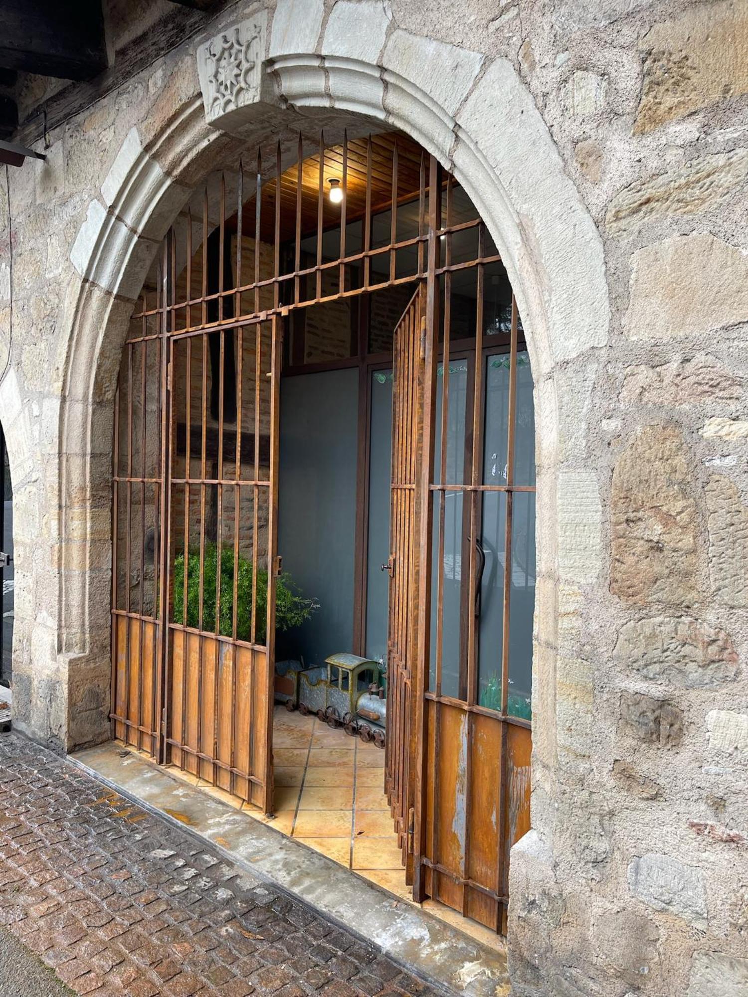 Poppy Appartement De Charme A 2 Min Centre-Ville Figeac Buitenkant foto